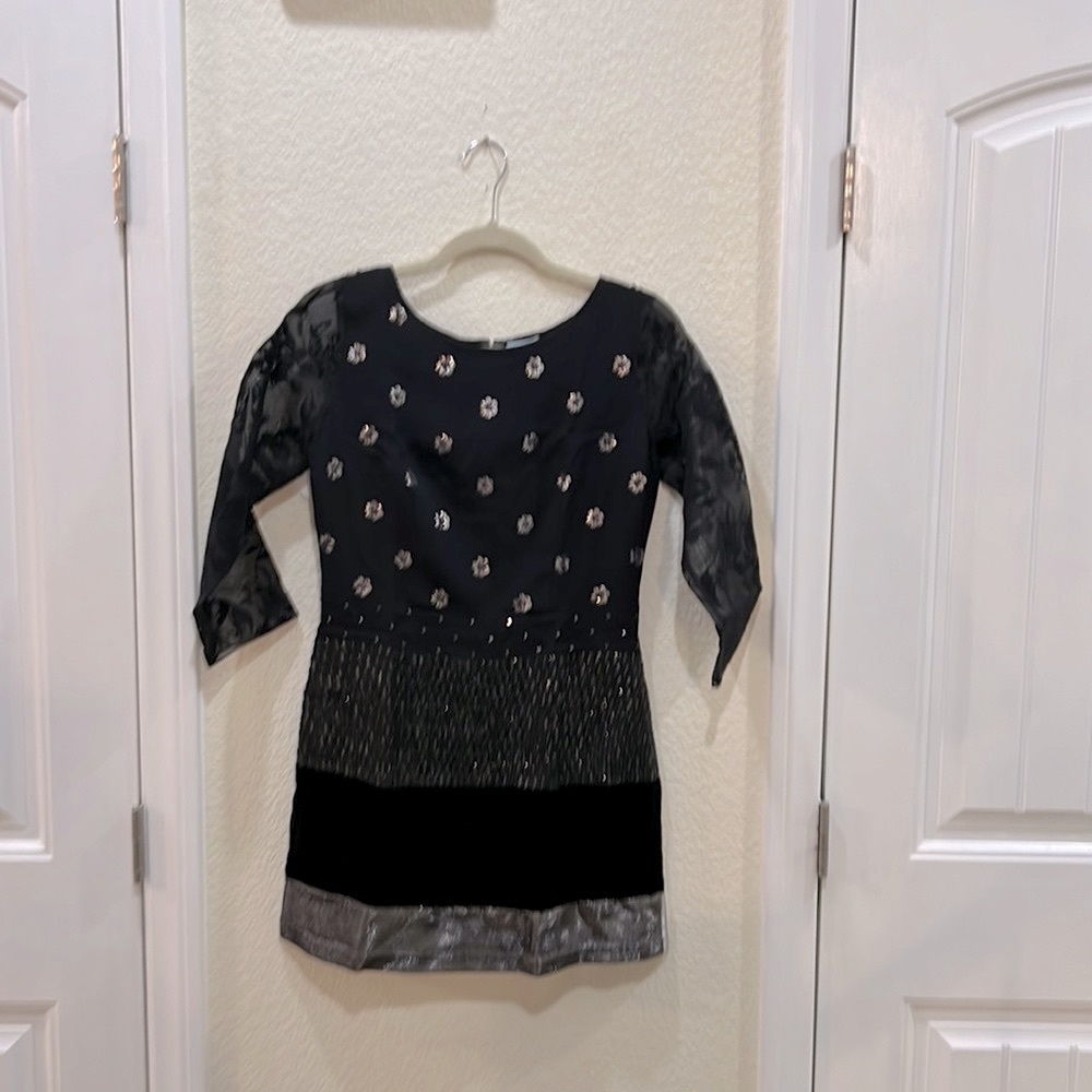 NWT. Tracy Reese of New York Black Gunmetal 3/4 Shift
